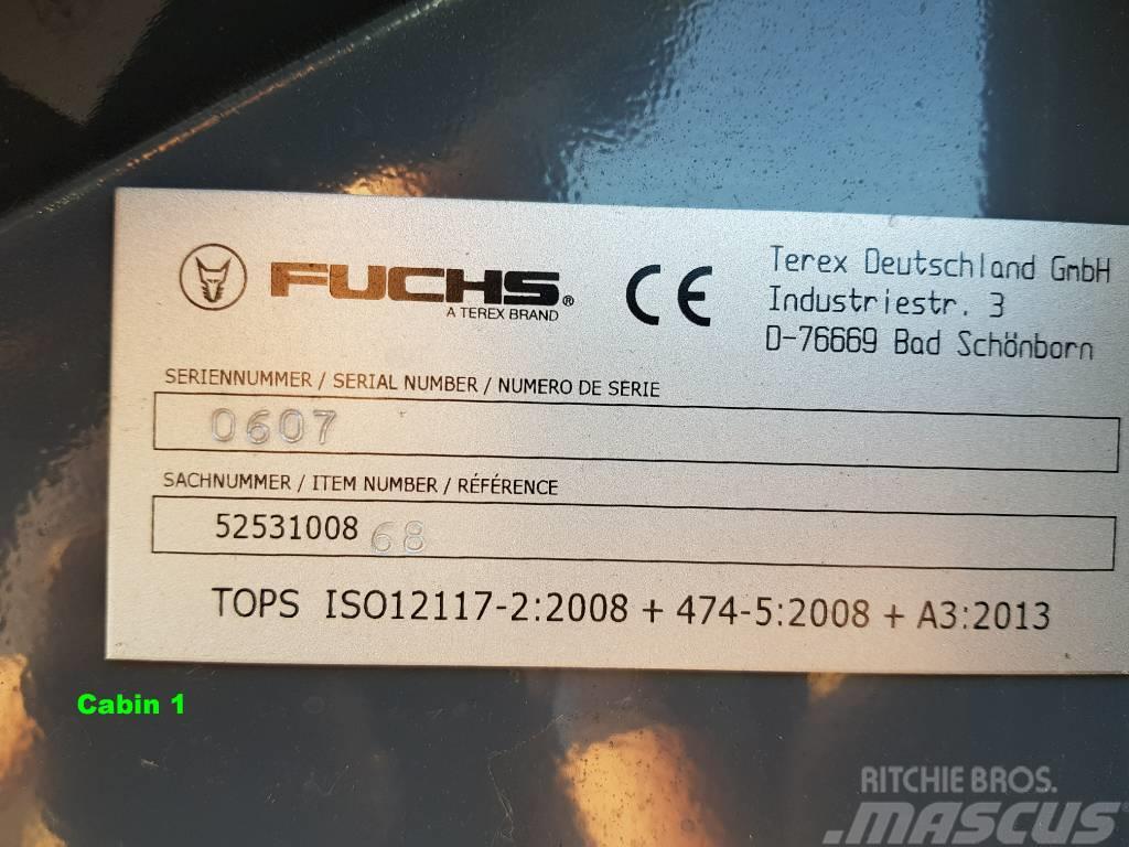 Fuchs F series Cabin Ohjaamo ja sisusta