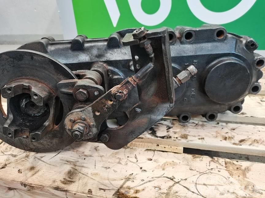 New Holland LM 5080 {Spicer 87530825} intermediate gearbox Vaihteisto