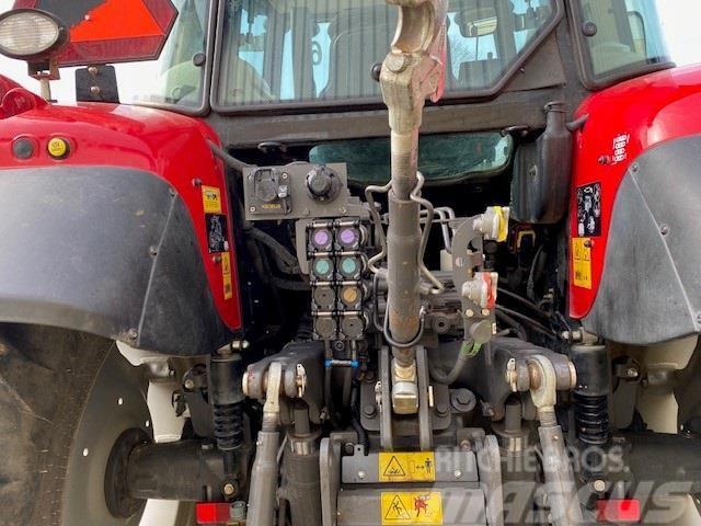 Massey Ferguson 5713S Efficient Dyna 4 Novatel RTK autostyring Traktorit