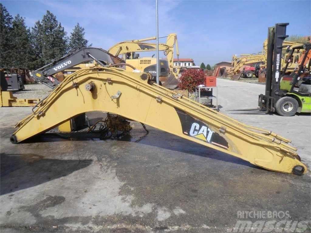 CAT 317B LN Chassis and suspension