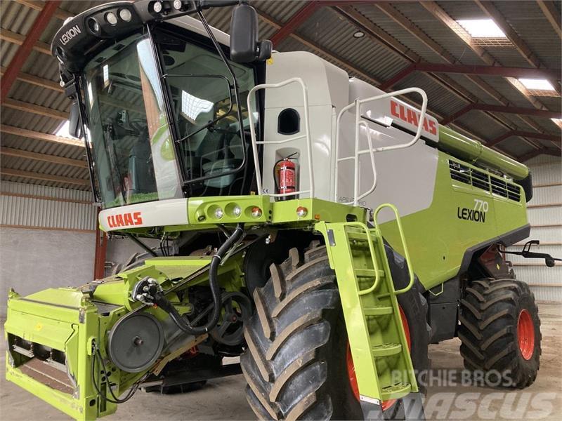 CLAAS LEXION 770 4-WD Combine harvesters