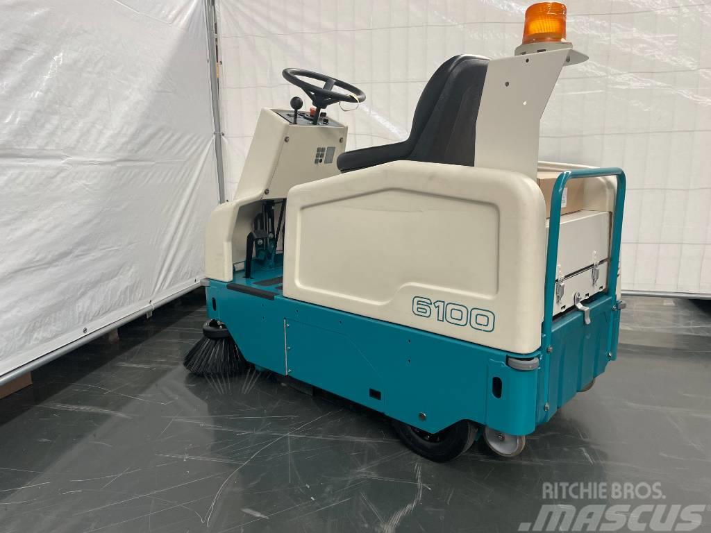 Tennant 6100 Sweepers