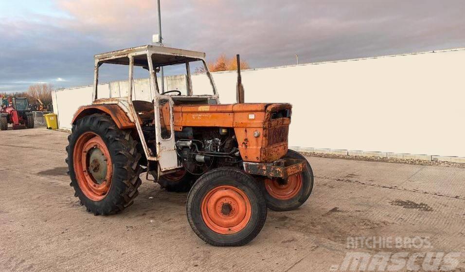 Fiat 670 Tractors