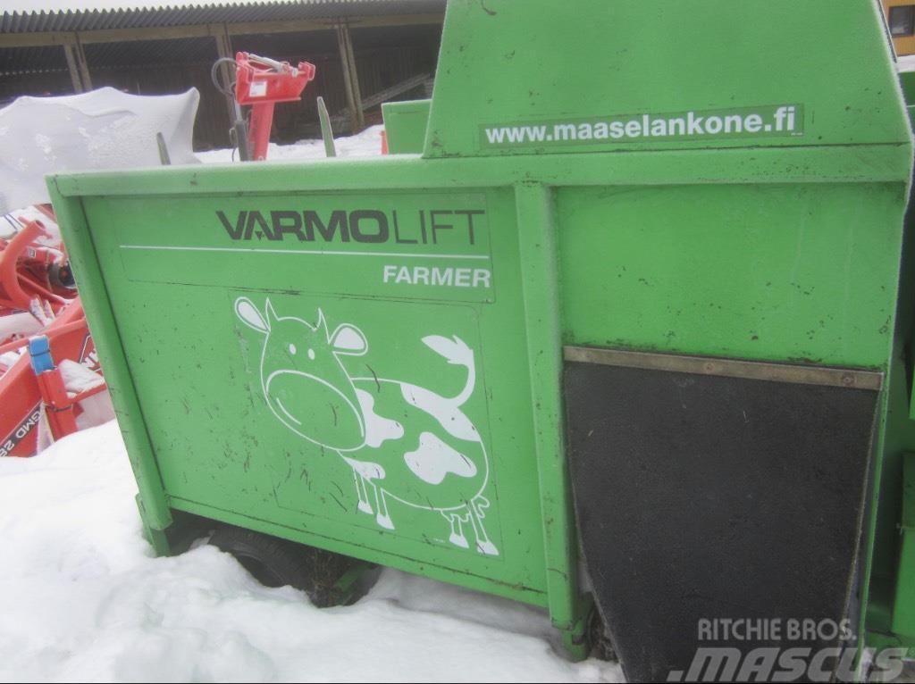 Varmolift Farmer diesel Mixer feeders