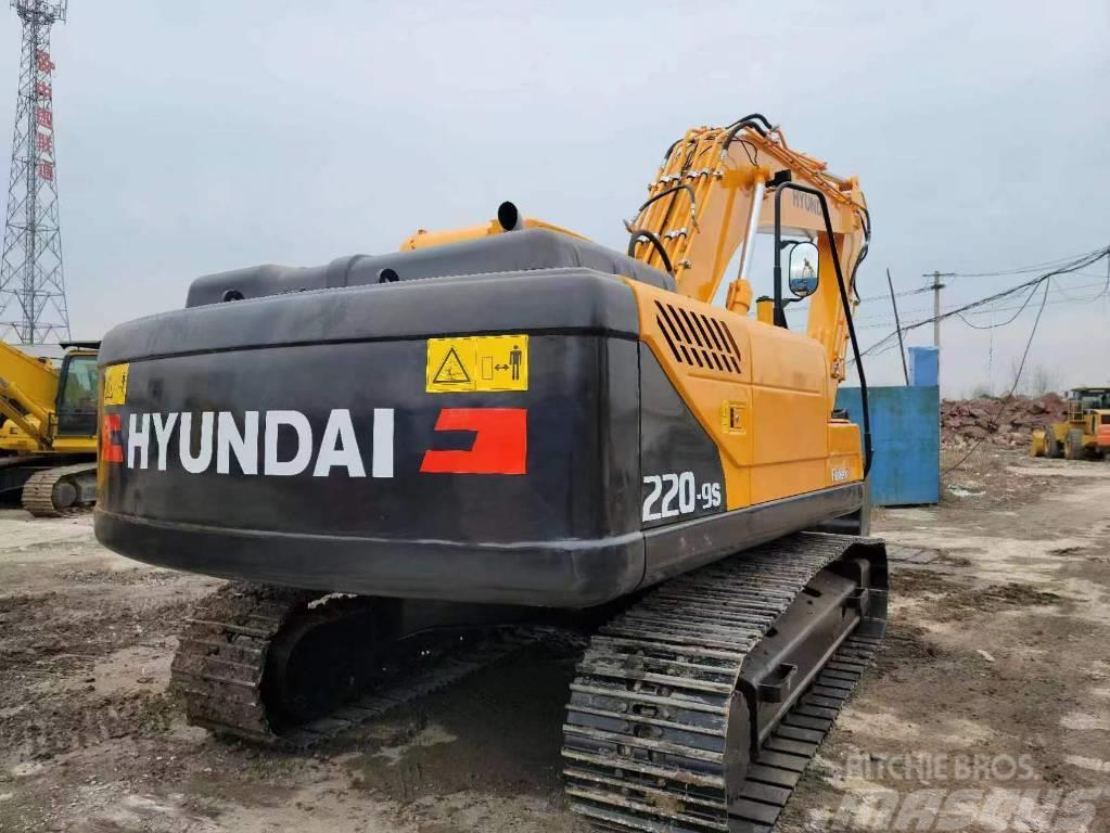 Hyundai R220-9S Crawler excavators