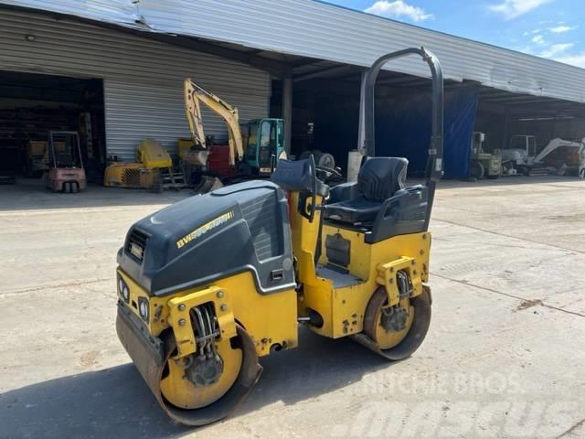 Bomag BW 100 AD M-5 Twin drum rollers
