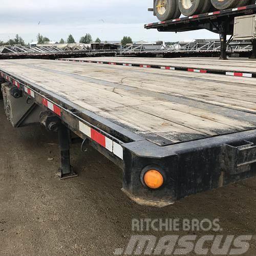 Manac 53' Tridem Flat Deck/Highboy Flatbed/Dropside semi-trailers