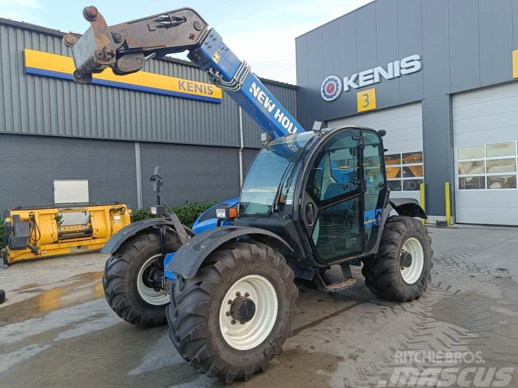 New Holland LM7.35 Telehandlers for agriculture
