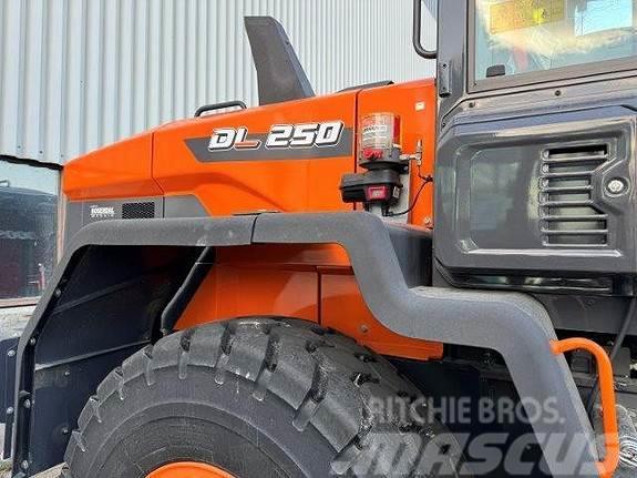 Doosan DL250-7 Wheel loaders