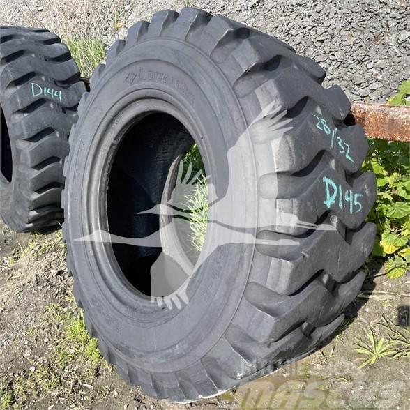 Advance 17.5x25 Tyres, wheels and rims