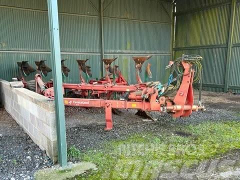Kverneland RG 100 Conventional ploughs