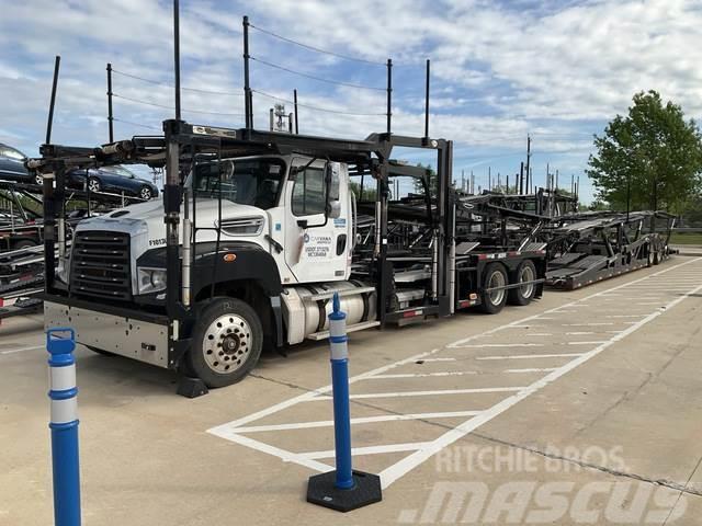 Freightliner 114SD Vehicle transporters
