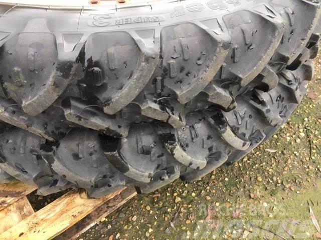 Kleber 9.5 X 44 Tyres, wheels and rims