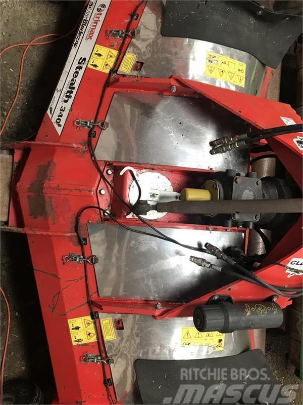 Trimax Stealth 340 frontmonteret Mounted and trailed mowers