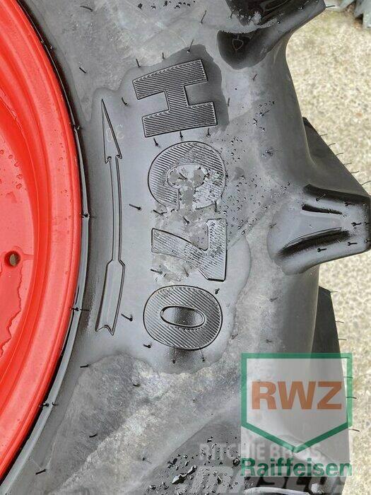 Mitas 360/70 R 24 für Fendt 200 V Tyres, wheels and rims