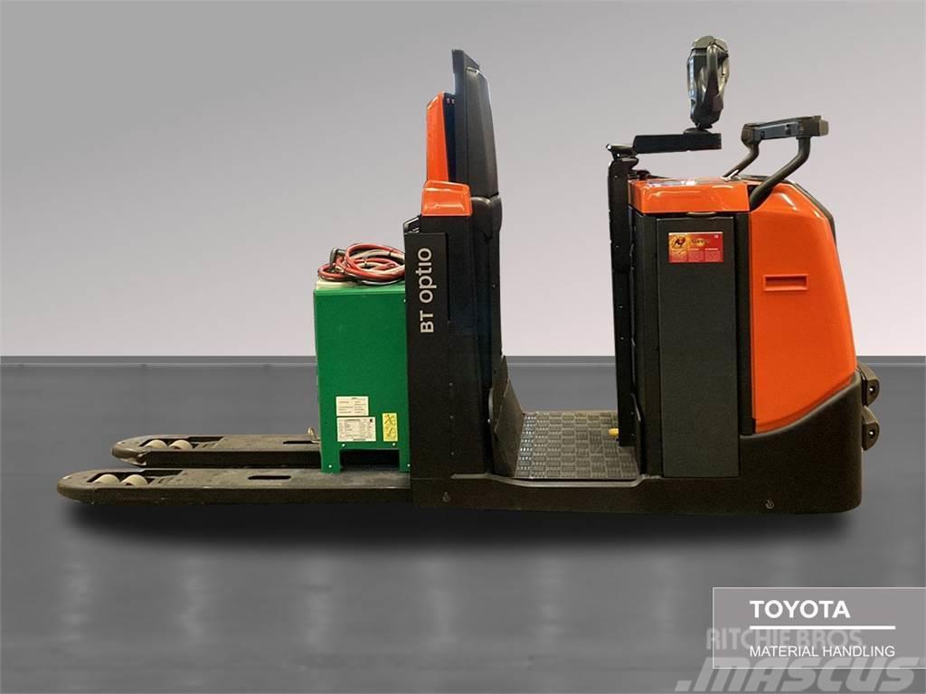 Toyota OSE250P Low lift order picker