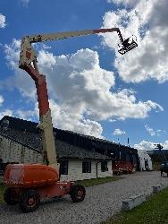 JLG 800 AJ