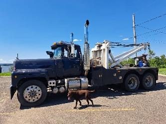 Mack RS797LST