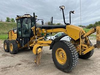 CAT 140 M