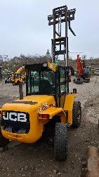 JCB 930