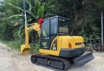 Komatsu PC 58