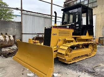 CAT D 4 C