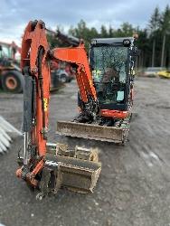 Kubota KX 027