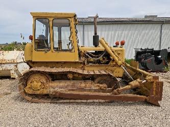 CAT D 4 D