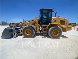 CAT 938M QC