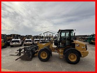 CAT 908M