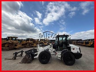 CAT 908M