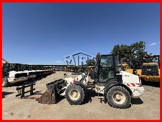 CAT 908M