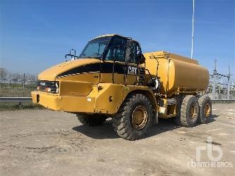 CAT 725