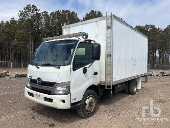Hino 165