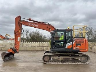 Hitachi ZX130
