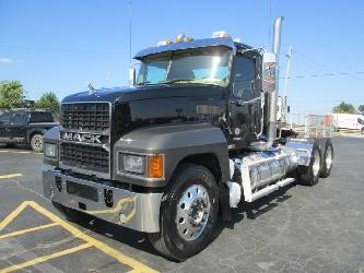 Mack PI64T