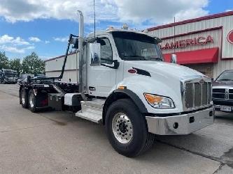 Peterbilt 548