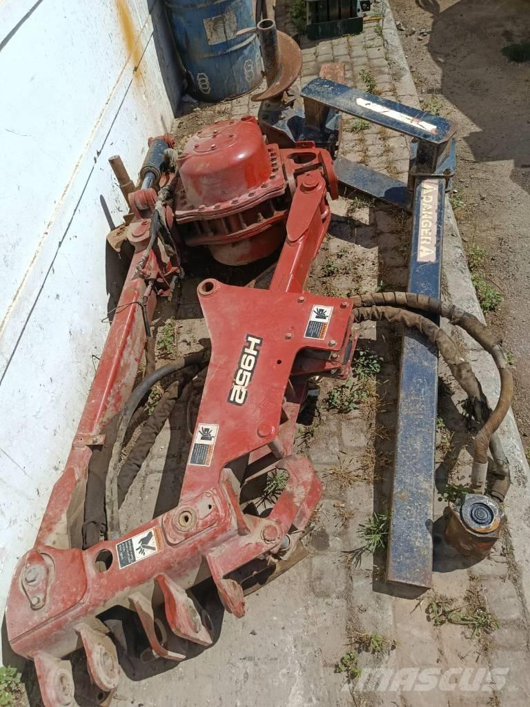 Ditch Witch RT115 Ketjukaivurit