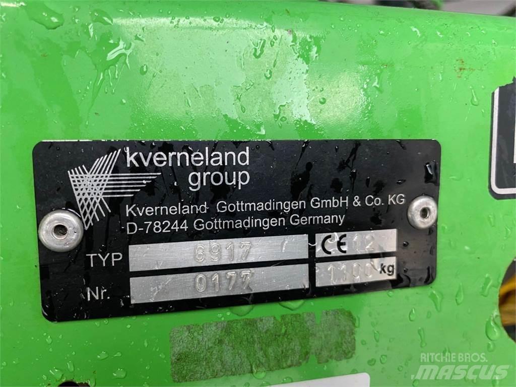 Deutz-Fahr 6917 Pöyhimet ja haravat