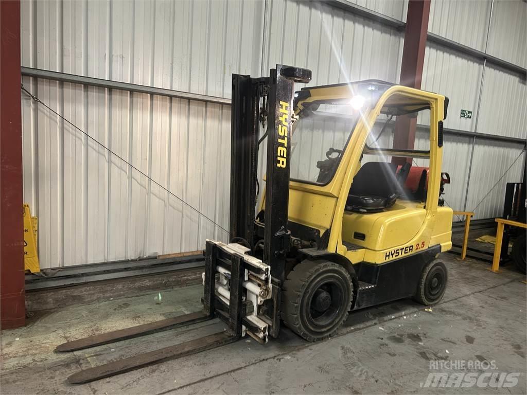 Hyster H2.5FT Nestekaasutrukit