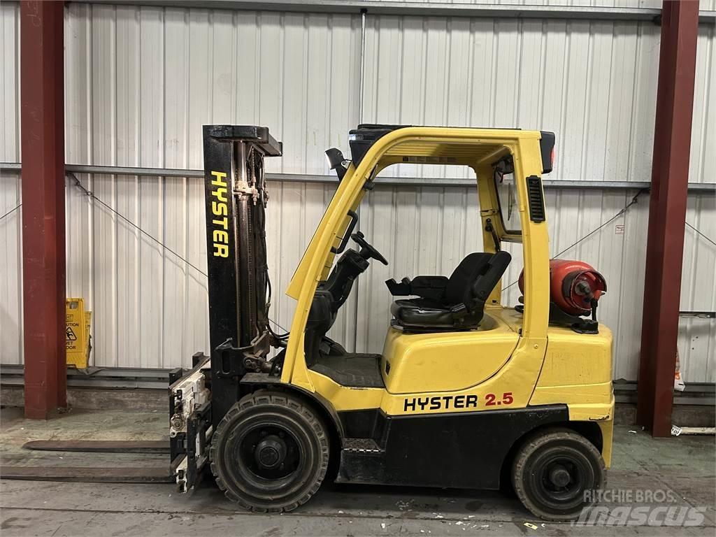 Hyster H2.5FT Nestekaasutrukit