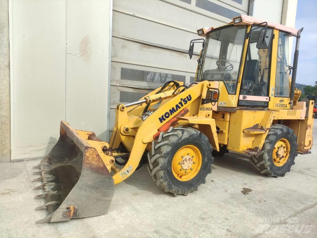 Komatsu WB 92 A Kaivurikuormaajat