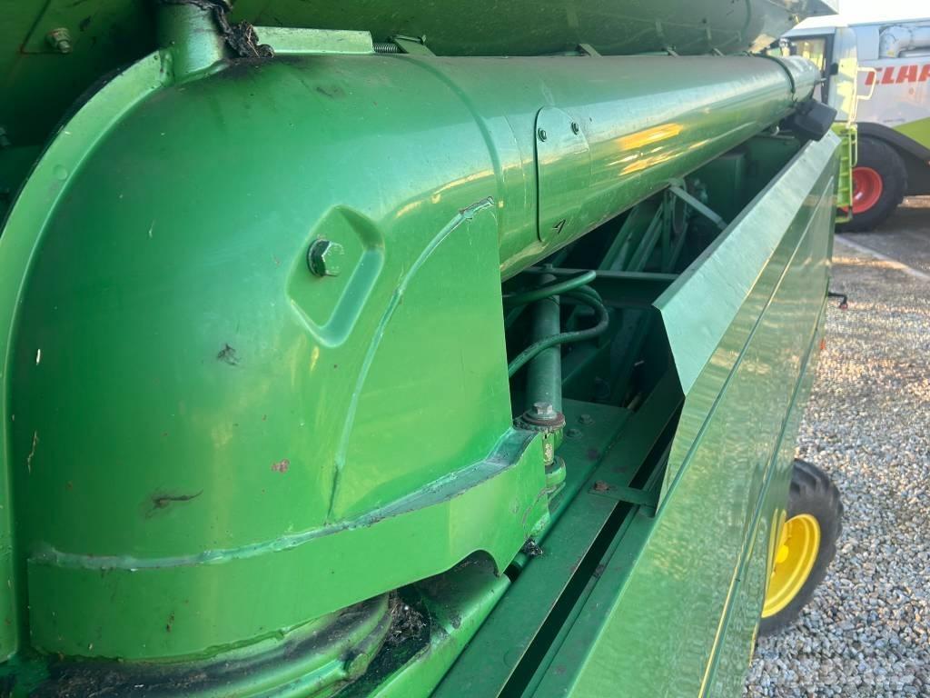 John Deere 2054 Leikkuupuimurit