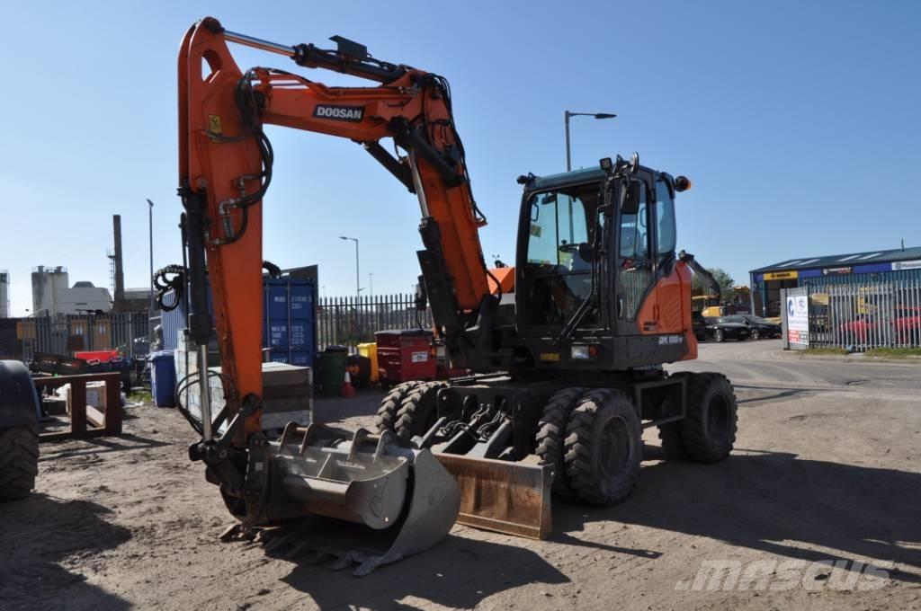 Doosan DX 100-7 Pyöräkaivukoneet