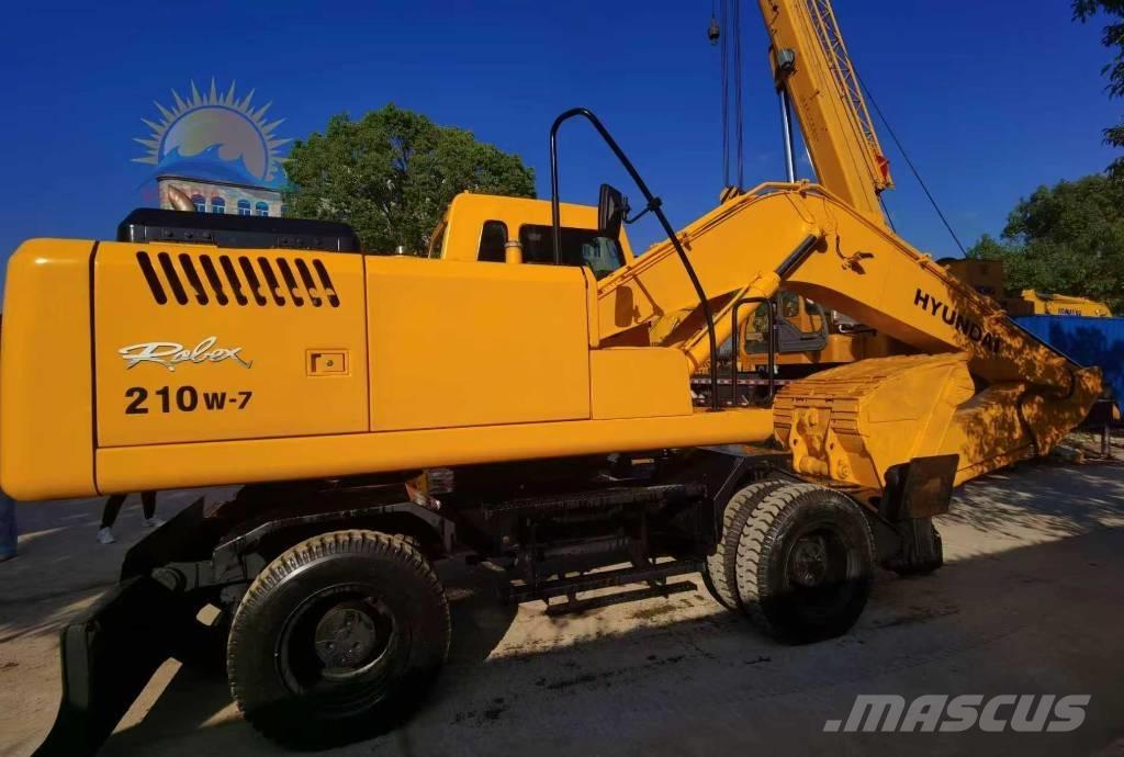 Hyundai R210W-7 Pyöräkaivukoneet