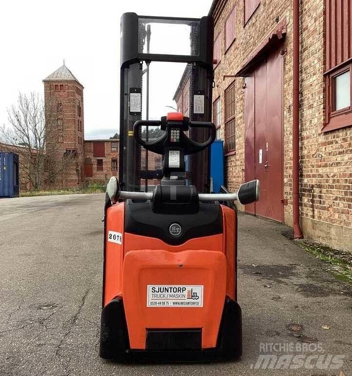BT SPE 120 L Käyden ajettavat pinoamistrukit