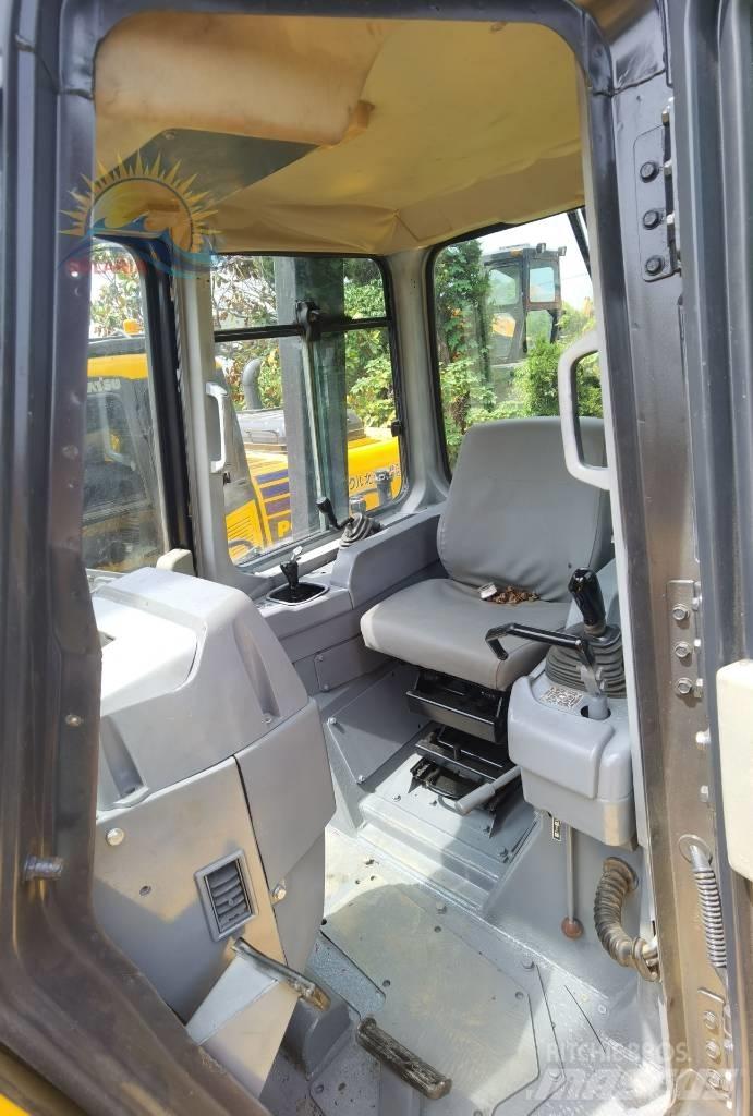 Komatsu D 155 Tiehöylät