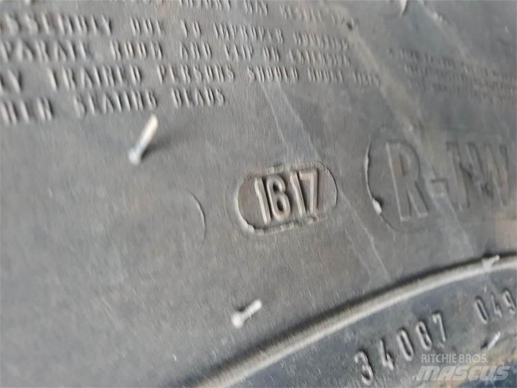 Mitas 600/65R28 x1 Renkaat ja vanteet