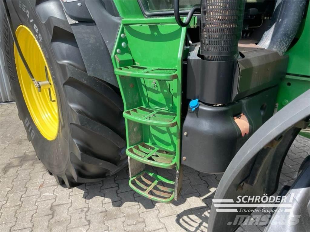 John Deere 6170 R Traktorit