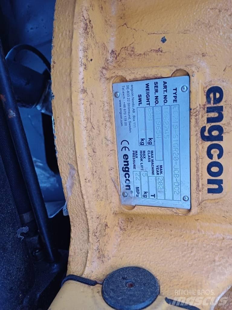 JCB JS 145 W Pyöräkaivukoneet